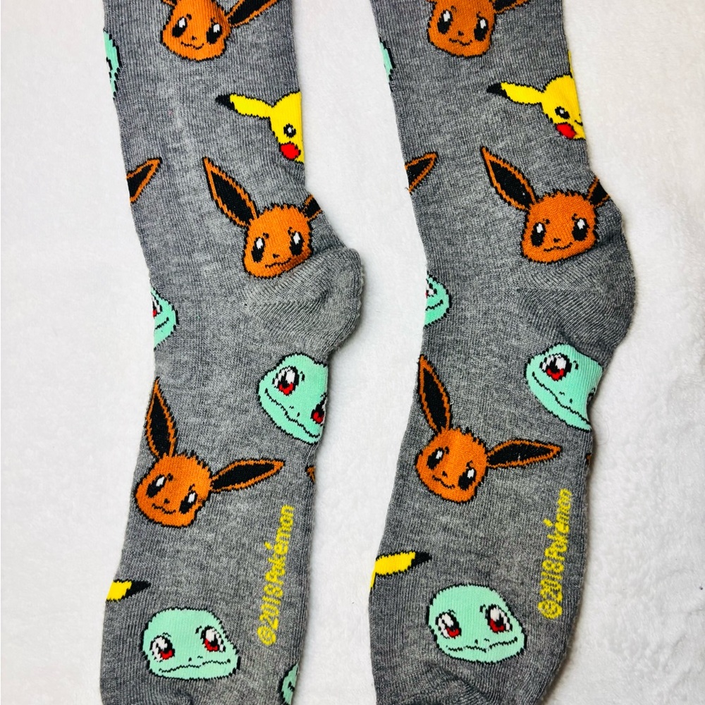 Pokémon 2018 Gray Character Crew Socks NWT